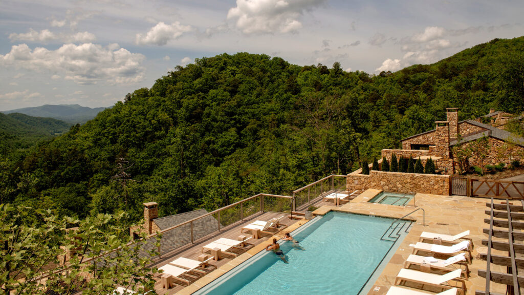 Escape to the Smoky Mountain Sanctuary 